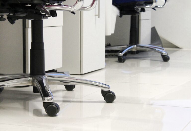 Utilizing Eco-Friendly Materials and Vendors